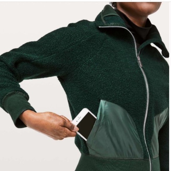 Lululemon Athletic So Sherpa Jacket Size 12 - Picture 2 of 3